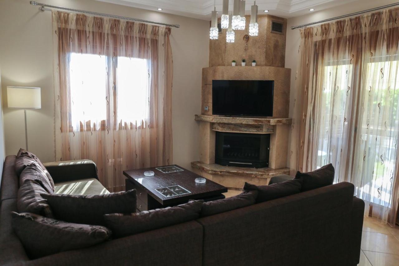 Villa Reve Nea Kallikrateia ภายนอก รูปภาพ